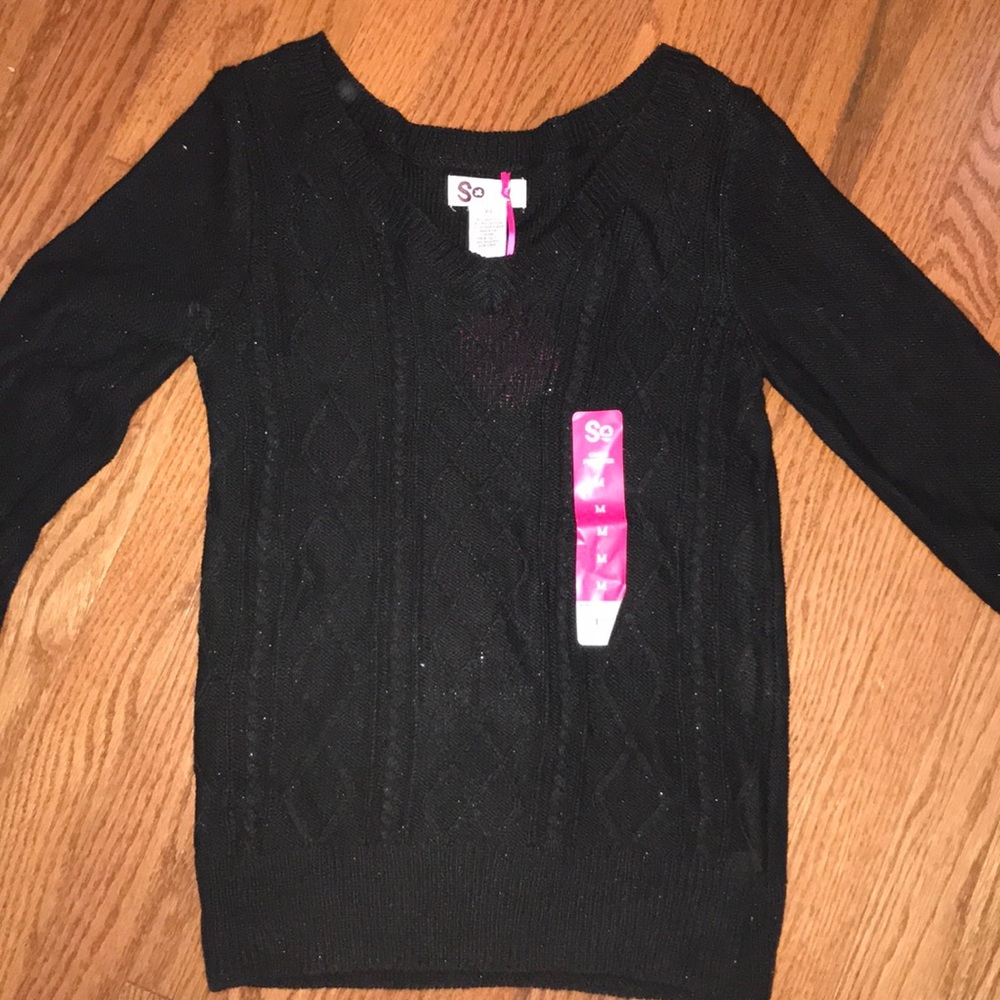 Long sleeve v neck black sweater with sparkles